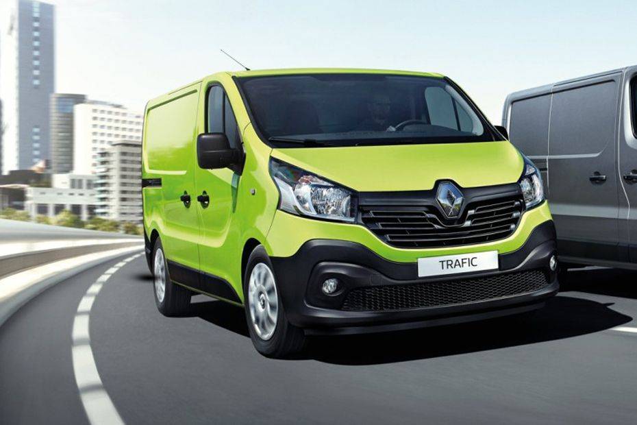 Renault Trafic 2024 Short Wheelbase Twin Turbo Price, Photos, Spec ...