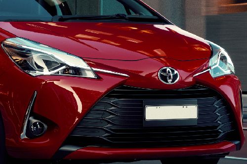 Yaris Grille View Yaris Grille View