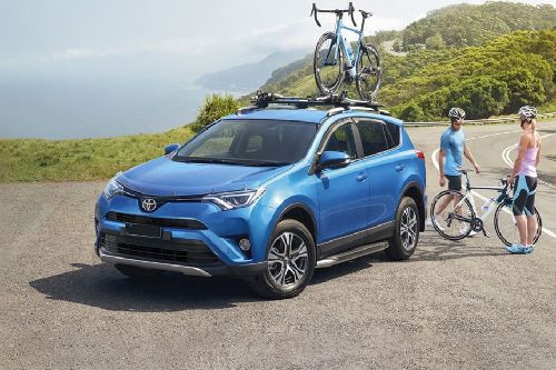 RAV4 Front deep low Angle View RAV4 Front deep low Angle View