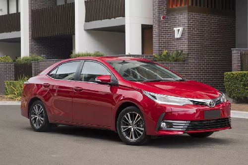 Toyota Corolla Sedan Front Cross Side View Toyota Corolla Sedan Front Cross Side View