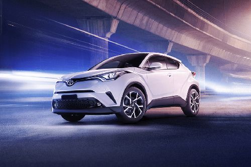 C-HR Front angle low view