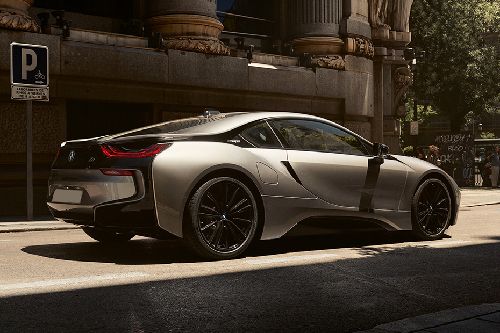 i8 Rear Medium Side View