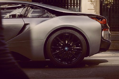 i8 Wheel