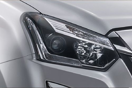 D-Max Headlight