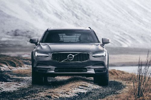 Full Front View of V90 Full Front View of V90