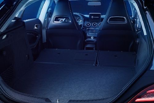 Trunk Open Closer View of CLA Shooting Brake Trunk Open Closer View of CLA Shooting Brake