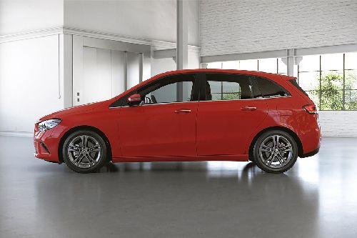 B-Class Hatchback Side view B-Class Hatchback Side view