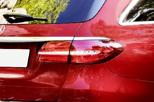 E-Class Wagon Tail light E-Class Wagon Tail light