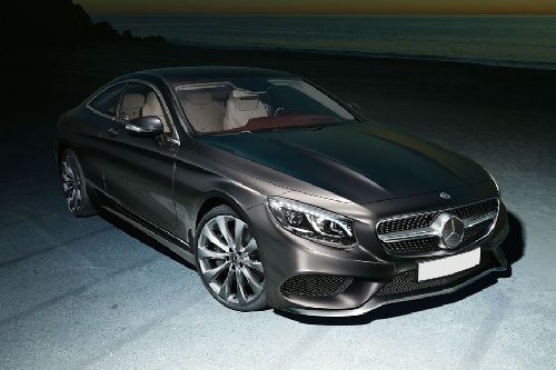 Mercedes Benz S-Class Coupe Front Medium View Mercedes Benz S-Class Coupe Front Medium View
