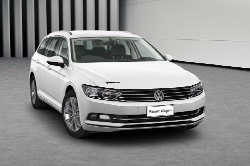 Volkswagen Passat Wagon Front Medium View Volkswagen Passat Wagon Front Medium View