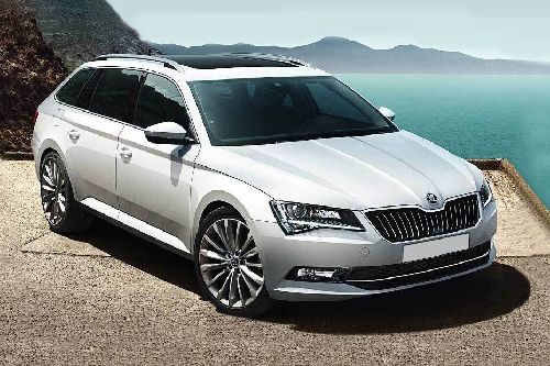 Skoda Superb Wagon Front Medium View Skoda Superb Wagon Front Medium View