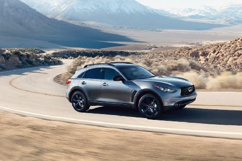 Infiniti QX 70 Front Medium View Infiniti QX 70 Front Medium View