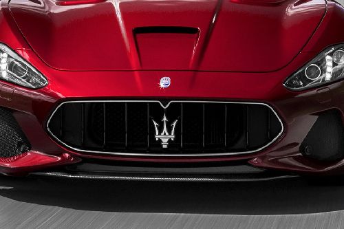 Gran Turismo Grille View Gran Turismo Grille View