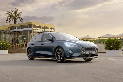 Ford Focus Front Cross Side View Ford Focus Front Cross Side View