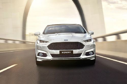 Full Front View of Mondeo Full Front View of Mondeo