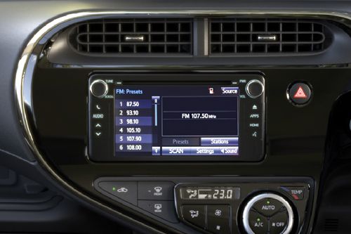 Front AC Controls of Toyota Prius C Front AC Controls of Toyota Prius C