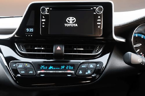 C-HR touch screen