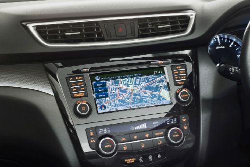 Side AC Controls of Nissan Qashqai
