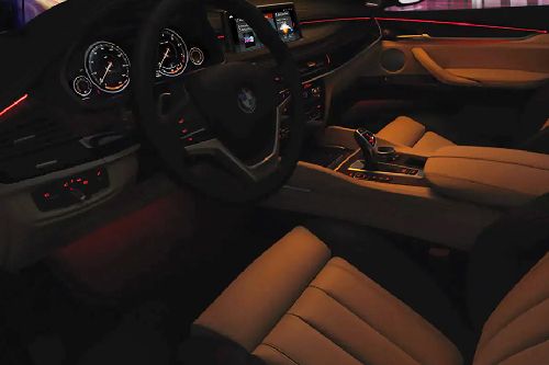BMW X6 Passengers View BMW X6 Passengers View
