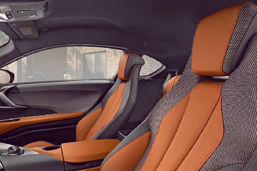 i8 Front Seats