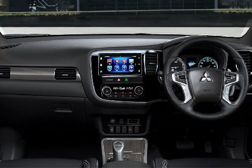 Dashboard View of Outlander PHEV Dashboard View of Outlander PHEV