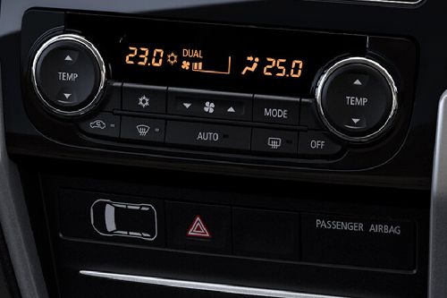 Side AC Controls of Mitsubishi Triton Side AC Controls of Mitsubishi Triton