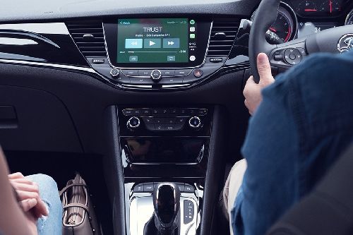 Astra Sportwagon Center Console Astra Sportwagon Center Console