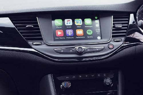 Front AC Controls of Holden Astra Sportwagon Front AC Controls of Holden Astra Sportwagon