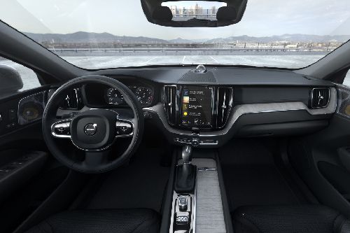 Dashboard View of XC60 Dashboard View of XC60