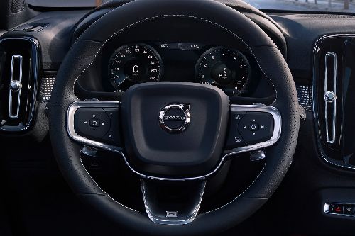 Volvo XC40 Steering Wheel