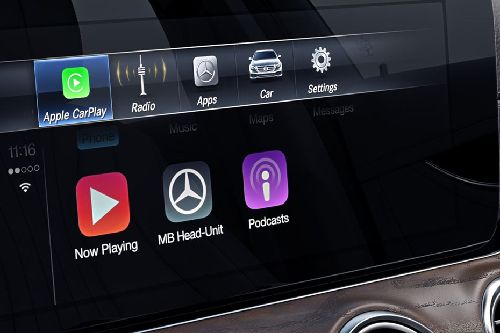 E-Class Sedan touch screen