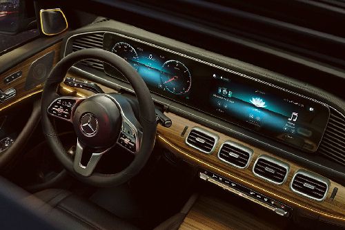 Dashboard View of GLE SUV