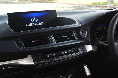 Front AC Controls of Lexus CT Front AC Controls of Lexus CT