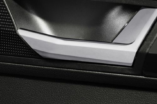 door handle interior of Skoda Rapid