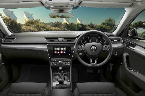 Dashboard View of Superb Sedan Dashboard View of Superb Sedan