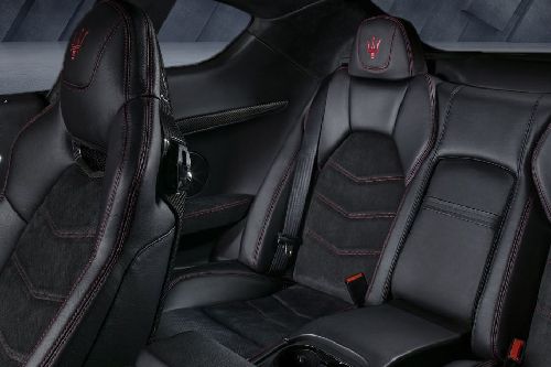 Maserati Gran Turismo Front And Rear Seats Together Maserati Gran Turismo Front And Rear Seats Together