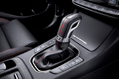 Hyundai i30 Gear Shifter