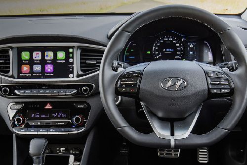 Dashboard View of Ioniq Dashboard View of Ioniq