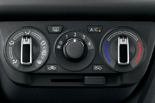 Front AC Controls of Suzuki Swift Front AC Controls of Suzuki Swift